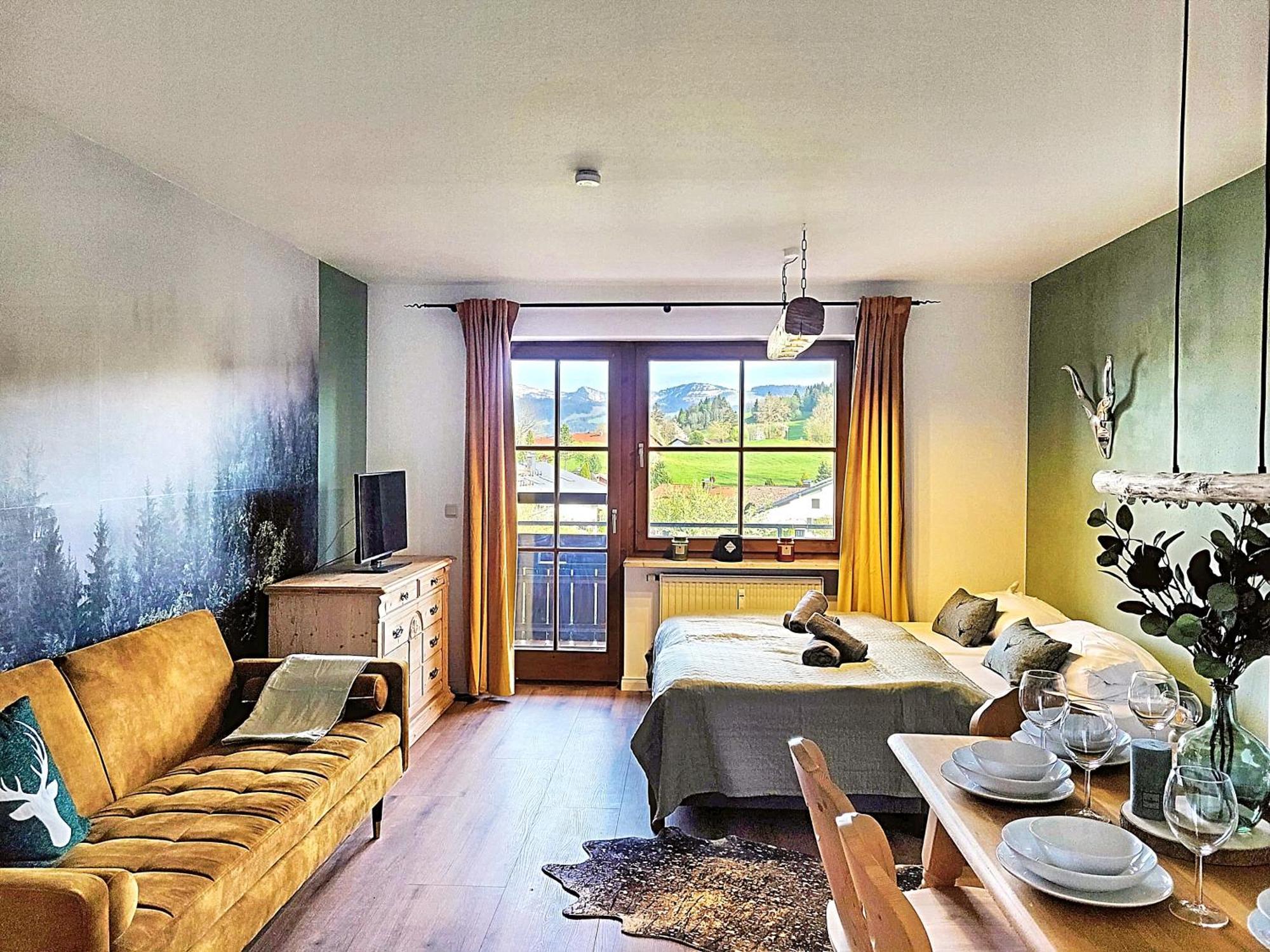 Lindners Hideaways - Bergnest Lodge - Bergblick Fewo 6 Pers Balkon Garten Hund Ski Unterkunft Luftkurort Oberreute Naehe Buchenegger Wasserfaelle Eistobel Bodensee ภายนอก รูปภาพ